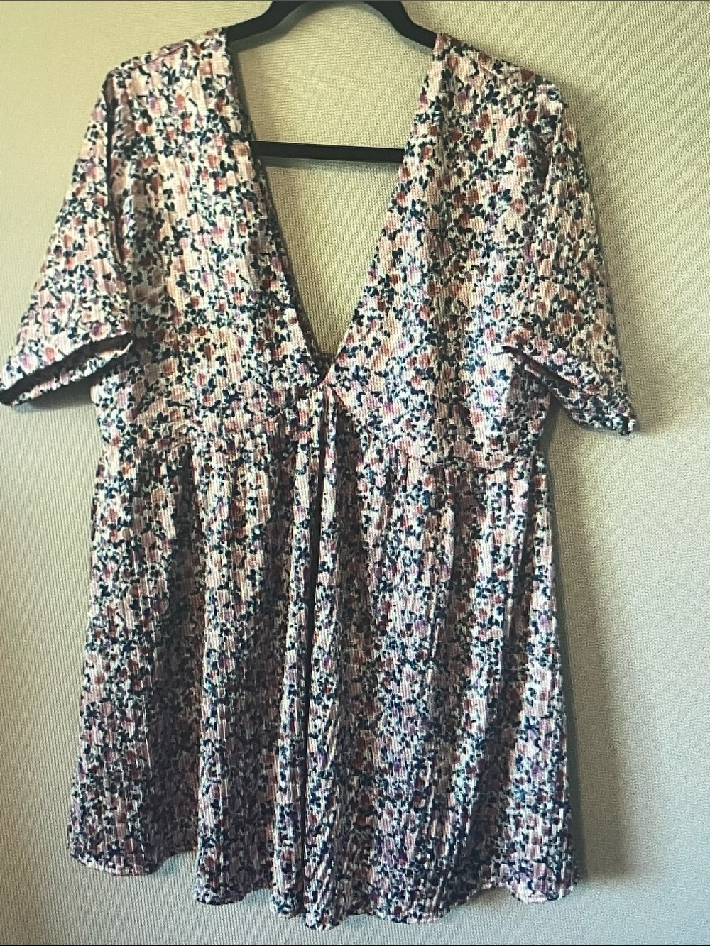 Lulu's Pink Floral V-Neck Short Sleeve Mini Dress with Navy Trim